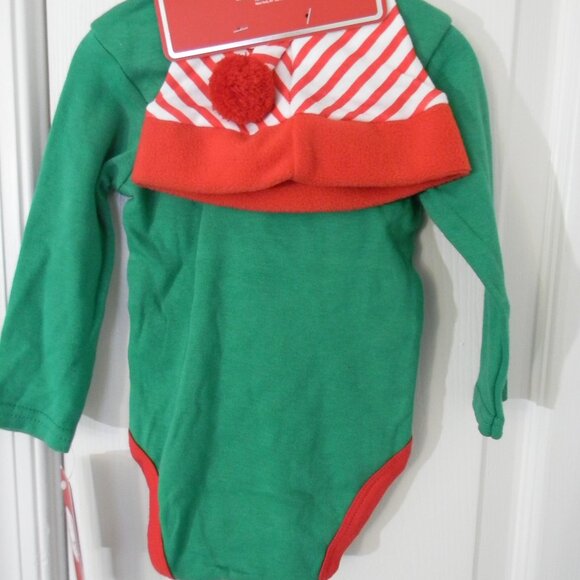 Santa's Helper Christmas Bodysuit Hat Socks Set Infant by Bloomin' Baby NWT - Picture 2 of 4
